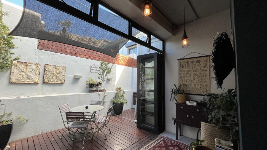 1 Bedroom Property for Sale in Kalk Bay Western Cape